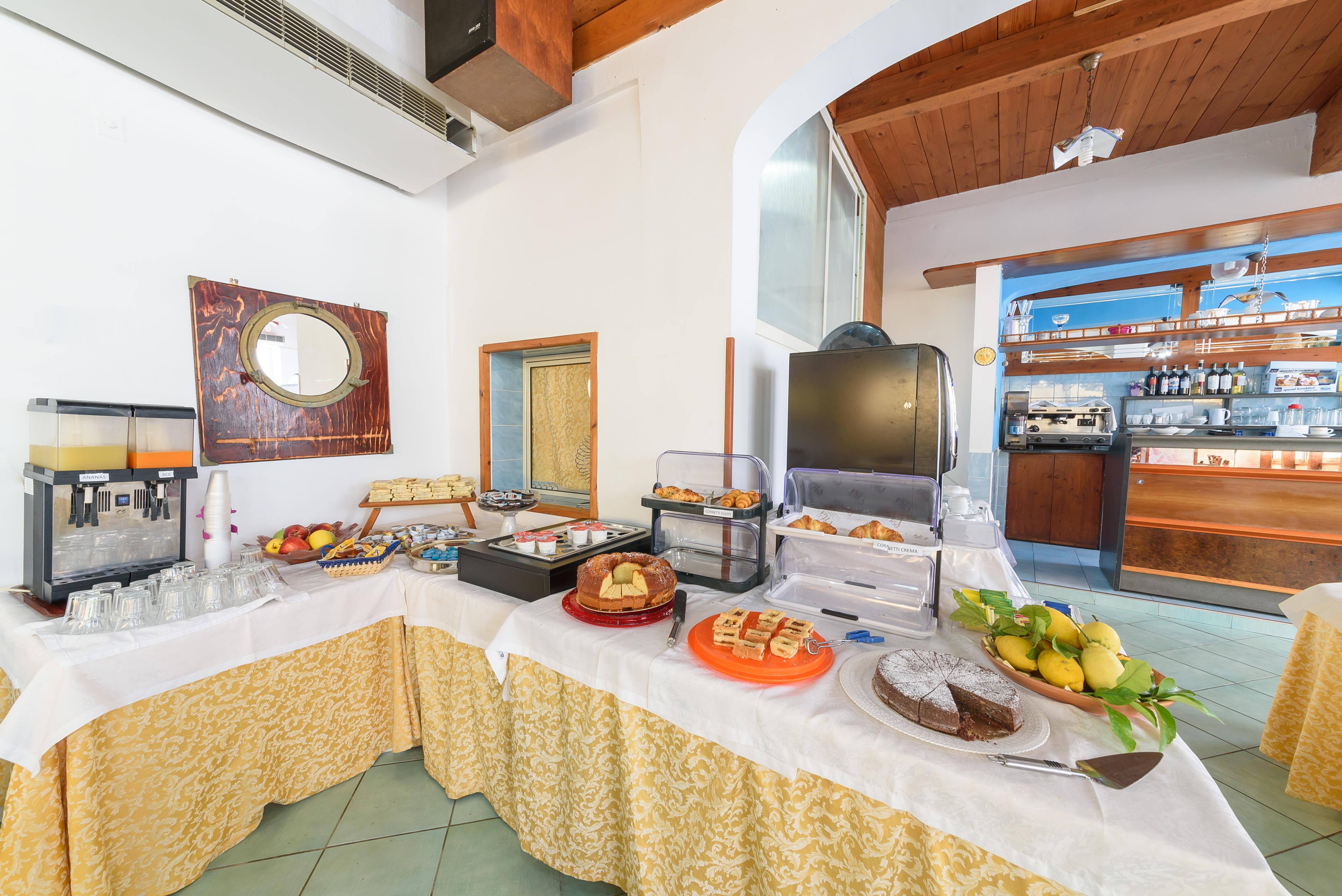 פרוסידה Hotel Celeste מראה חיצוני תמונה