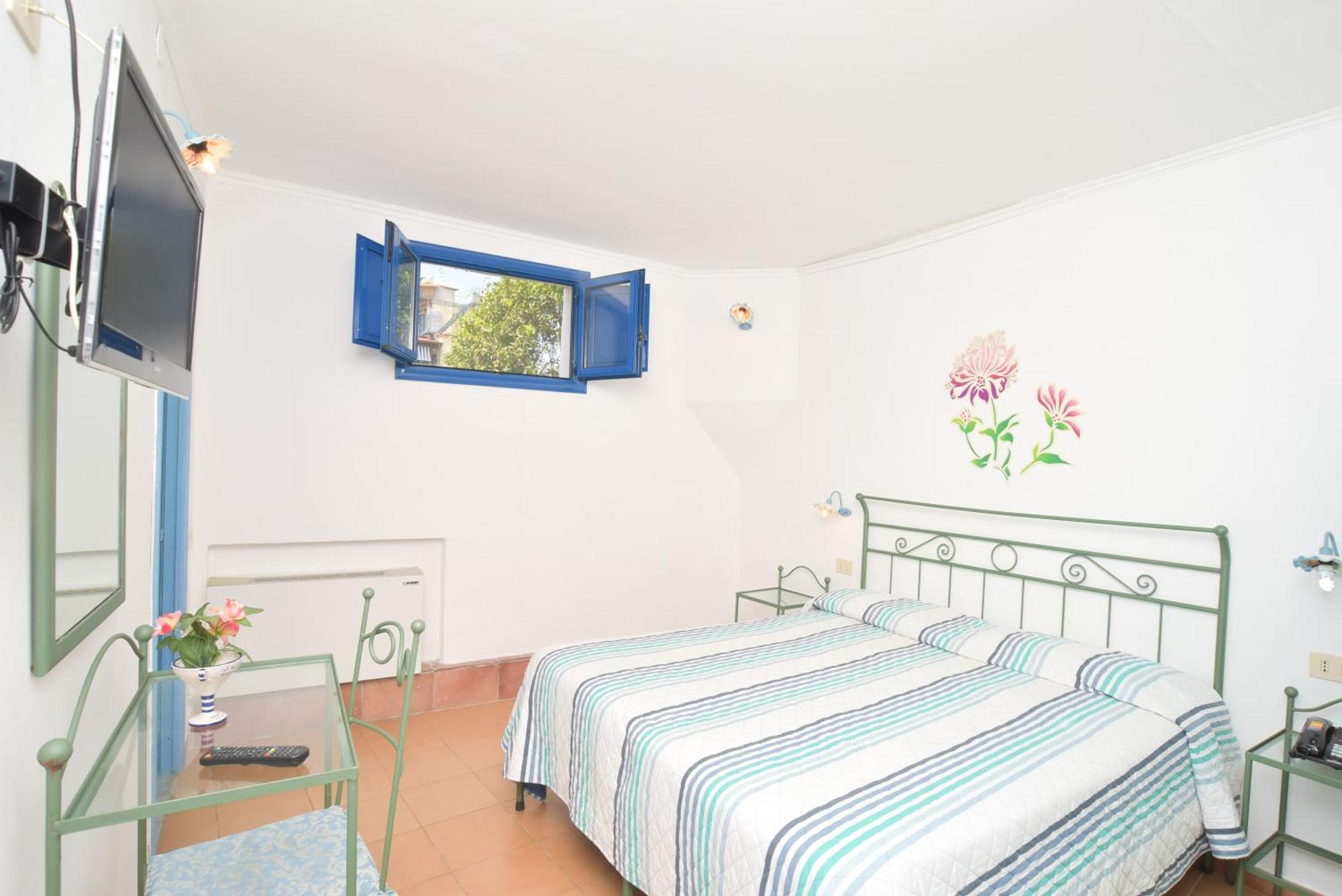 פרוסידה Hotel Celeste מראה חיצוני תמונה